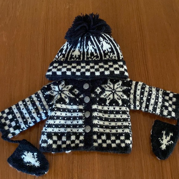 American Girl Other - Vintage American Girl Kirsten Winter Woolen Set